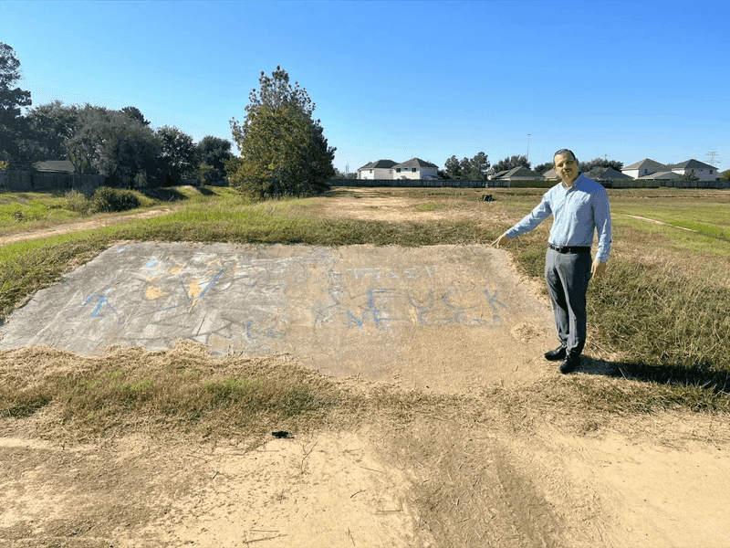 Graffiti in Northwest Freeway MUD District